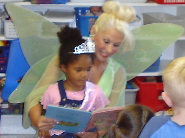 tinkread68_edited600x449.jpg
